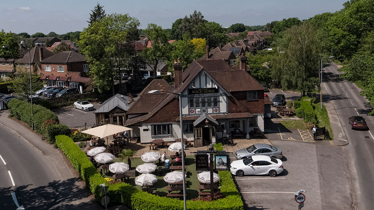 The Black Horse Iver Heath exterior