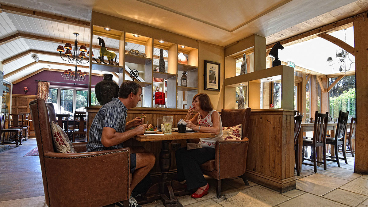 The Black Horse Iver Heath restaurant