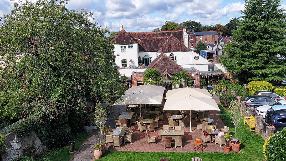 The Olive Branch Wimborne garden